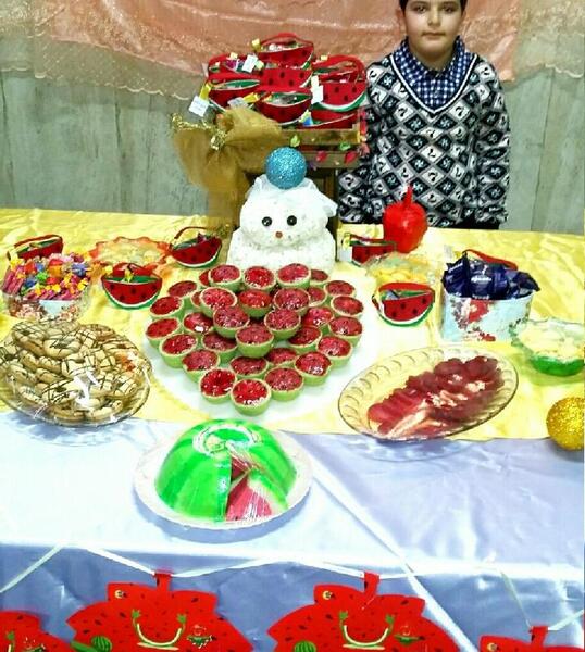 عکس جشن یلدای مدرسه
