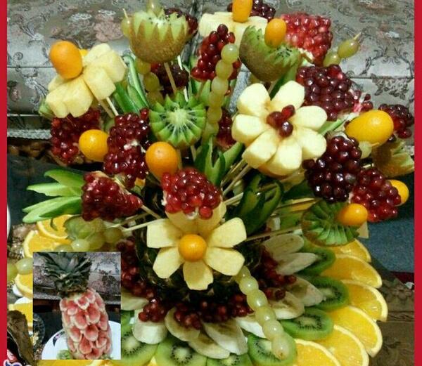 عکس چیدن میوه شب یلدا