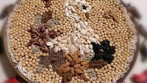 عکس تزیین آجیل شب یلدا