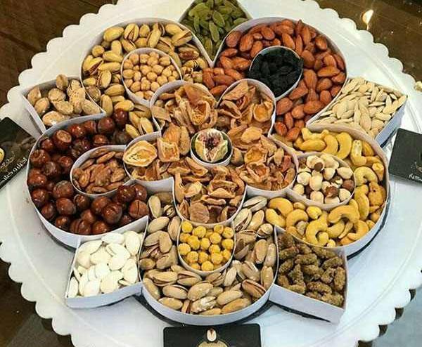 عکس تزیین آجیل شب یلدا