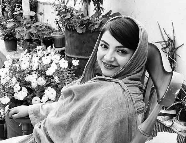 عکس های یلدا عباسی بازیگر سریال در حاشیه