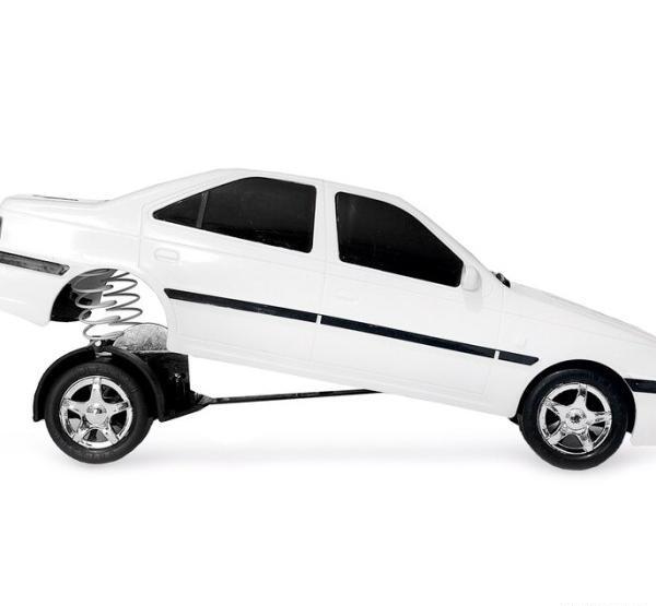 عکس ماشین اسباب بازی پژو 405