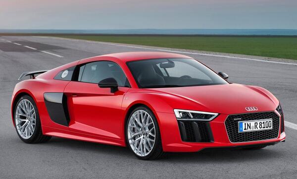 عکس ماشین آئودی r8