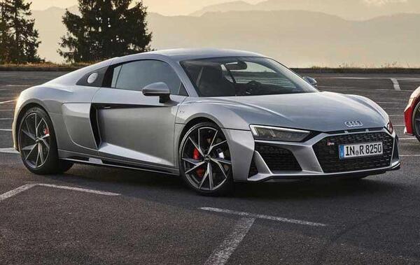 عکس ماشین آئودی r8