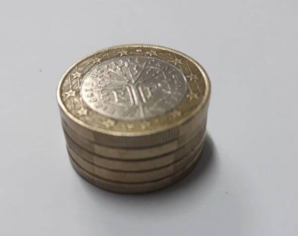 عکس سکه یک یورویی
