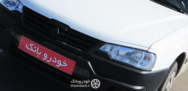 عکس ماشین آریسان سواری