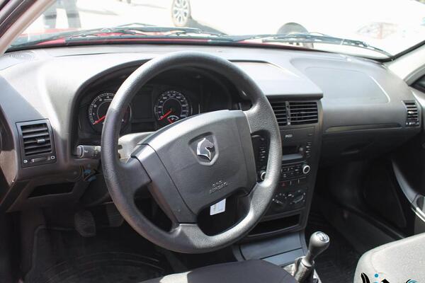 عکس داخل ماشین آریسان