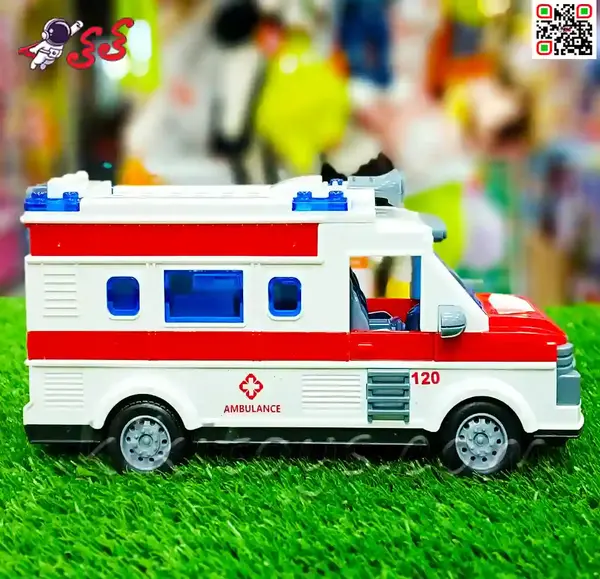 عکس ماشین آمبولانس کارتونی