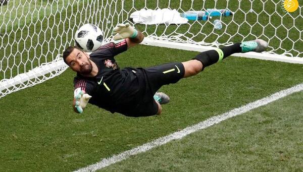 عکس توپ یورو ۲۰۱۰