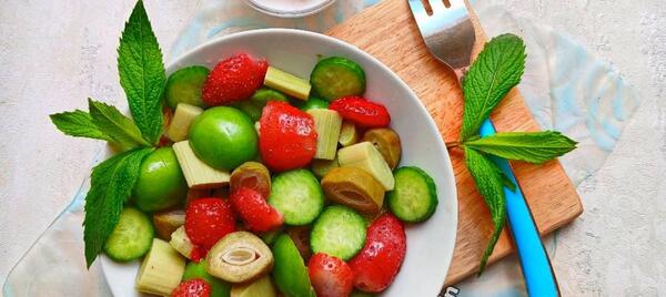 عکس انواع میوه های بهاری