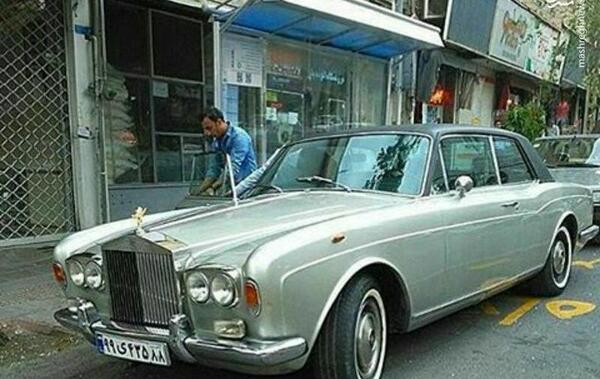 عکس ماشین رولز رویس طلایی