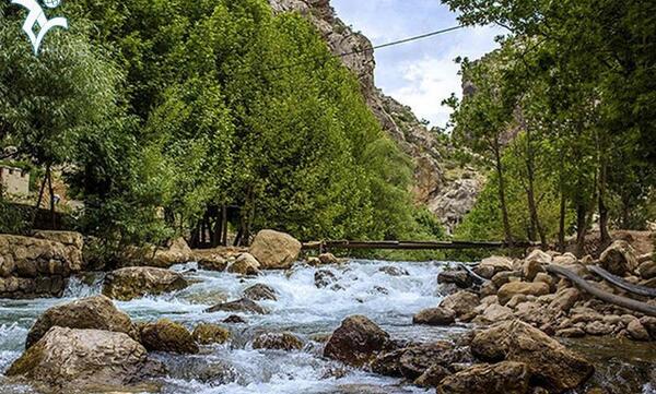 عکس چشمه های زیبا