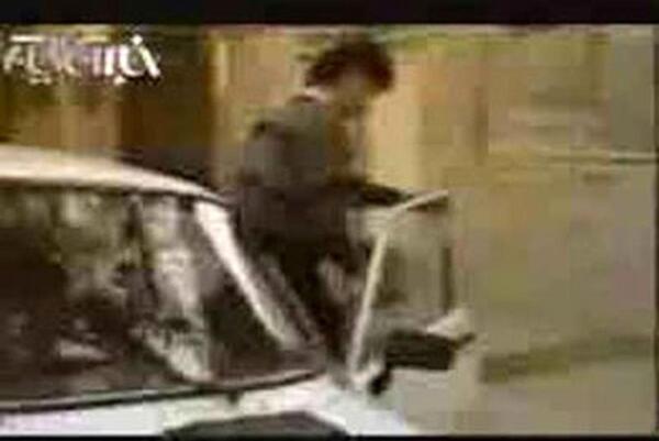 عکس ماشین علی دایی که تصادف کرده