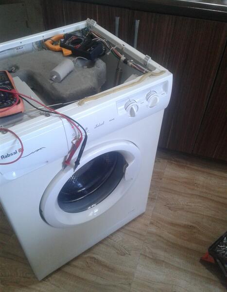عکس ماشین لباسشویی آبسال