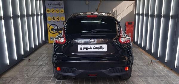 عکس ماشین نیسان جوک مشکی