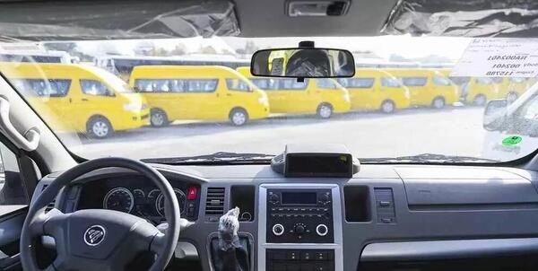 عکس ماشین ون تاکسی