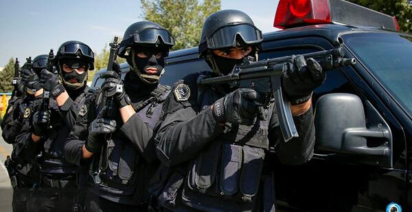 عکس ماشین یگان ویژه ناجا