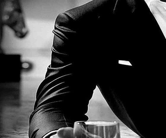 عکس پروفایل کلاسیک مردانه