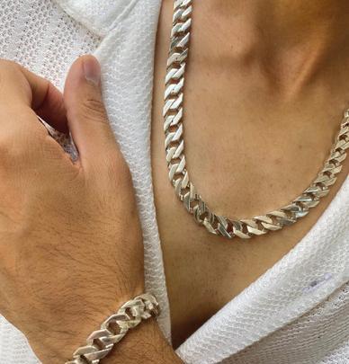 عکس گردنبند مردانه نقره