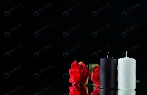 عکس پس زمینه مشکی با شمع