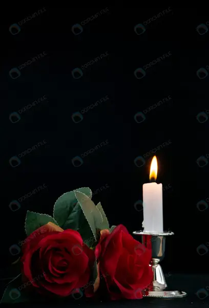 عکس پس زمینه مشکی با شمع