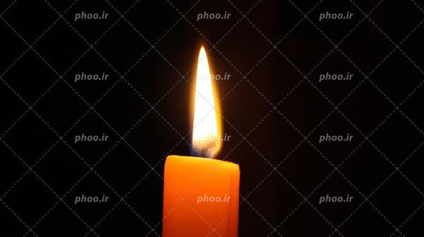 عکس پس زمینه مشکی با شمع