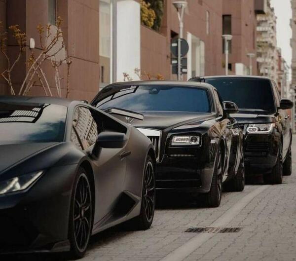 عکس ماشین مشکی خفن