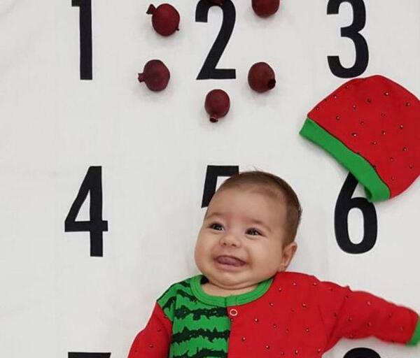 مدل عکس دو ماهگی نوزاد پسر