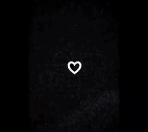 عکس قلب با صفحه مشکی