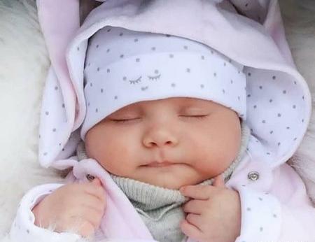 بامزه تازه متولد عکس نوزاد پسر