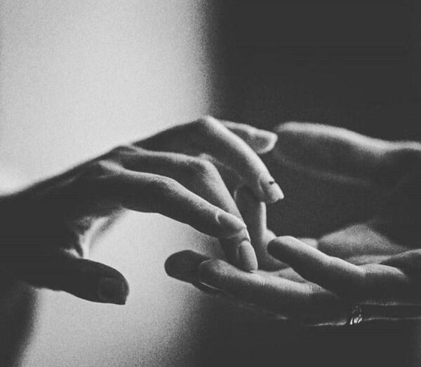 عکس عاشقانه پشت زمینه مشکی