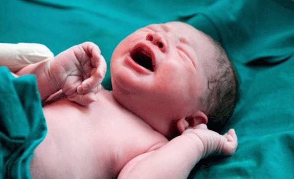 عکس عكس نوزاد تازه متولد شده