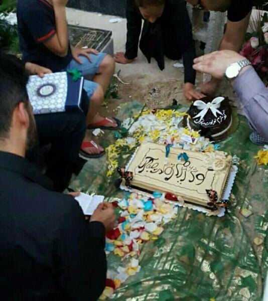 عکس نوشته تولدت تو آسمونا مبارک داداشی