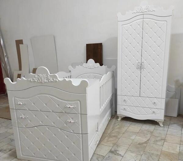 عکس تخت نوزاد دخترانه