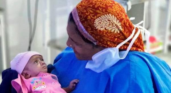 عکس کوچکترین نوزاد جهان