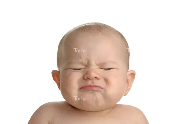 عکس نوزاد درحال گریه