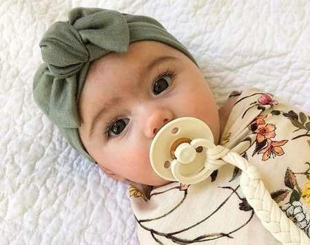 عکس نوزاد خیلی کوچک