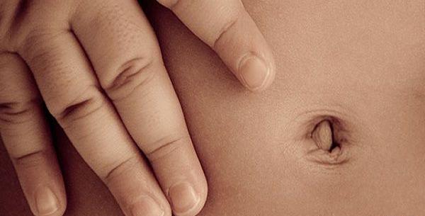 عکس ناف طبیعی نوزاد