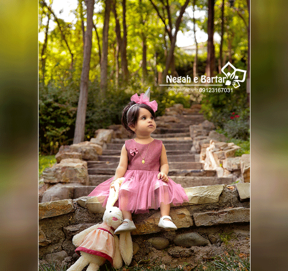 مدل عکس نوزاد در طبیعت
