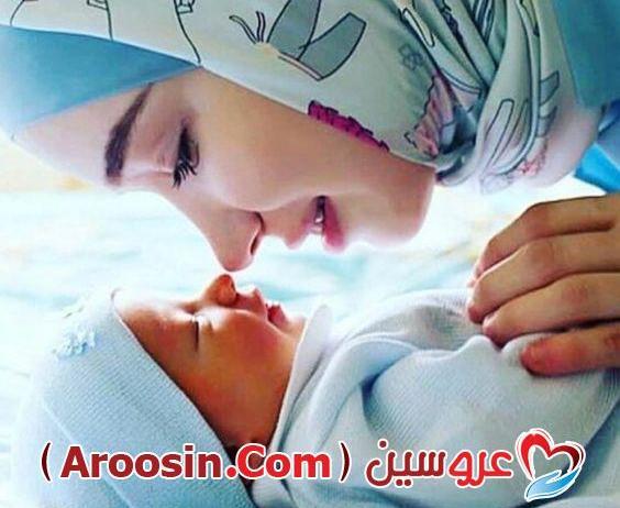 ژست عکس مادر پسری نوزاد