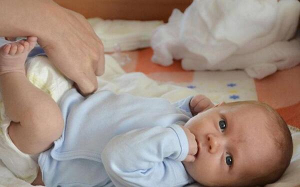 عکس مدفوع نوزاد دو ماهه