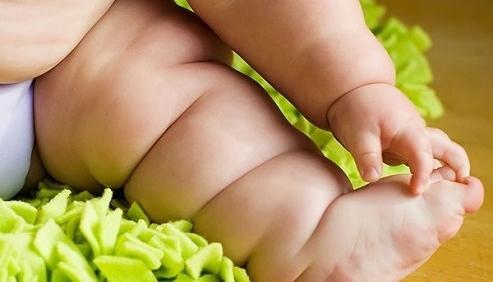 عکس بچه نوزاد چاق