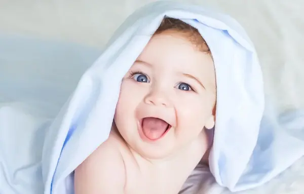 عکس نوزاد تازه به دنیا آمده