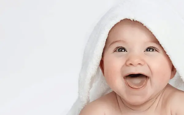 مدل عکس نوزاد با حوله