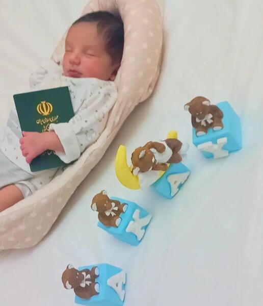 نمونه عکس نوزاد با شناسنامه