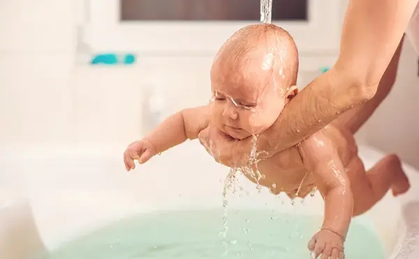 عکس آتلیه نوزاد 5 ماهه