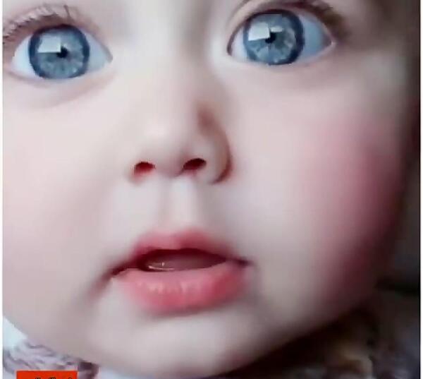 عکس نوزاد پسر خوشگل چشم آبی