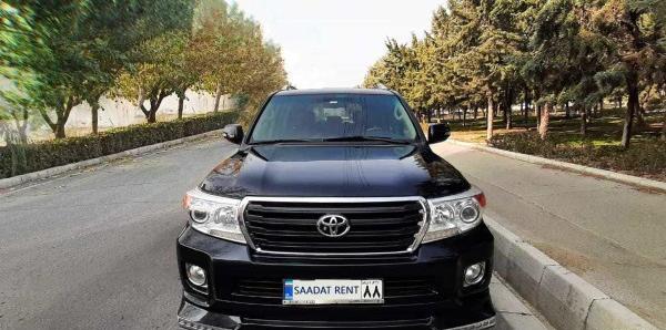 عکس های ماشین لندکروز مشکی
