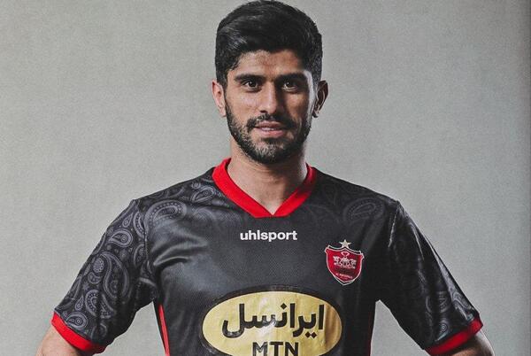 عکس لباس مشکی پرسپولیس