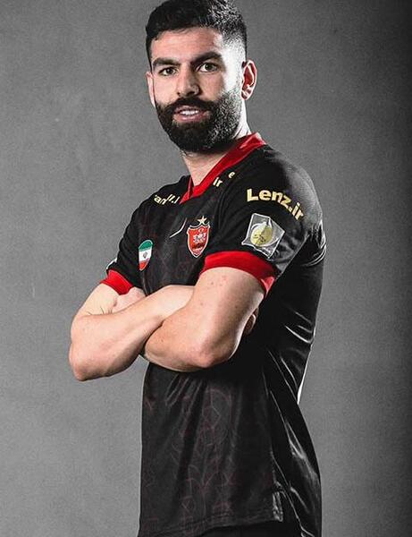 عکس لباس مشکی پرسپولیس